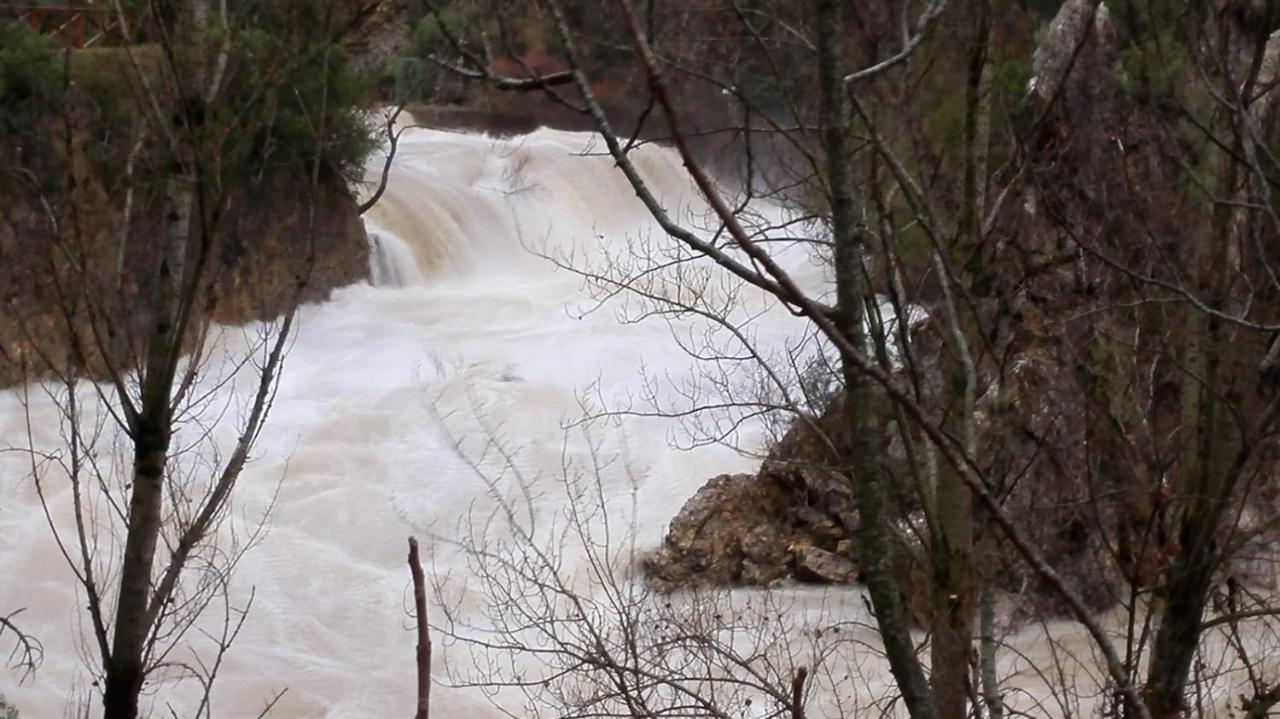 Alojamiento Fuentes Arroyo Frio Esterno foto